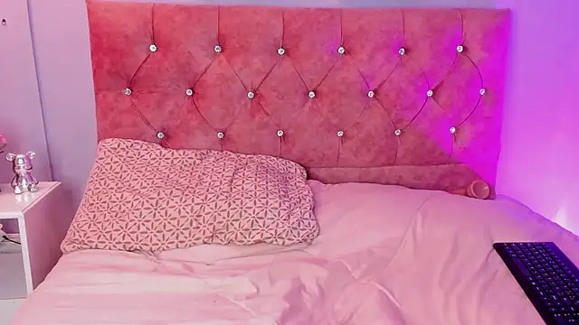 lilirousee online show from 04-09-26, 07:09