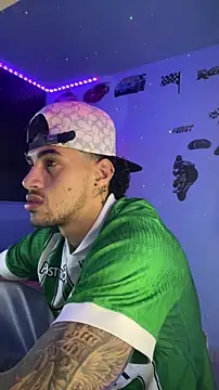 Snapshot of TOMAS_CONOR chatting on 03-02-26, 01:28 TOMAS CONOR online show from 03-02-26, 01:28