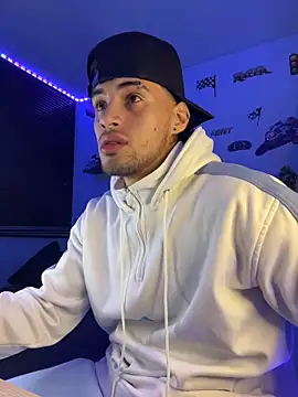 TOMAS CONOR online show from 03-19-26, 01:27