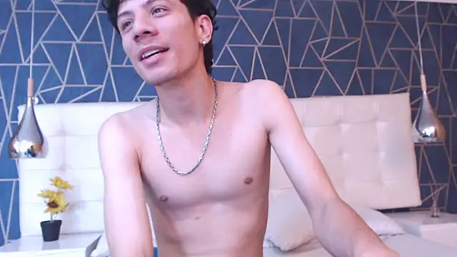 Snapshot of LeoFeniix chatting on 02-26-26, 04:34 LeoFeniix online show from 02-26-26, 04:34