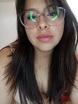 Snapshot of Rosyshadow chatting on 05-15-26, 07:12 Rosyshadow online show from 05-15-26, 07:12