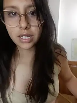 Snapshot of Rosyshadow chatting on 05-19-26, 11:56 Rosyshadow online show from 05-19-26, 11:56