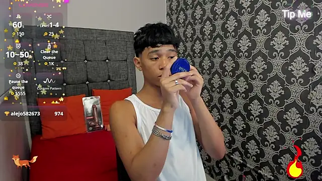 Little Twink19x online show from 06-20-26, 08:03