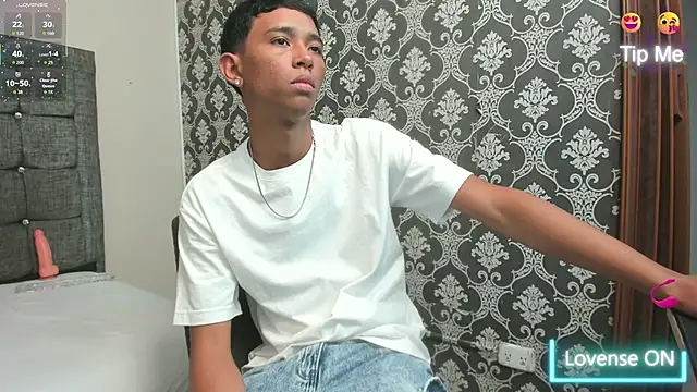 Little Twink19x online show from 03-10-26, 06:56