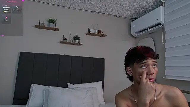 Little Twink19x online show from 02-21-26, 06:54