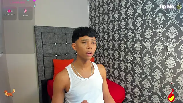 Little Twink19x online show from 07-06-26, 08:33