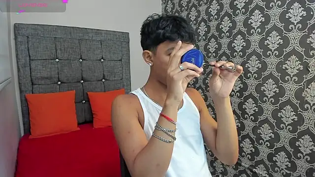 Little Twink19x online show from 06-13-26, 07:34
