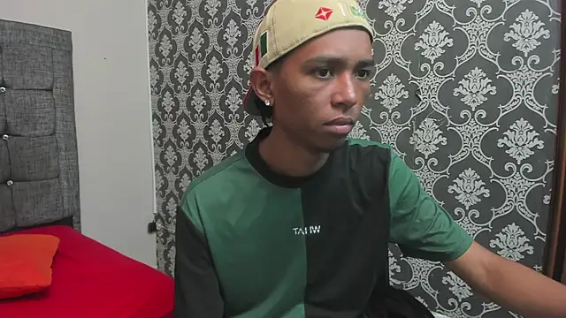 Little Twink19x online show from 02-25-26, 07:14