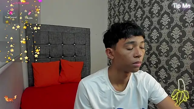 Little Twink19x online show from 06-14-26, 07:48