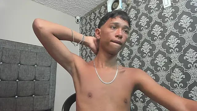 Little Twink19x online show from 03-04-26, 07:43