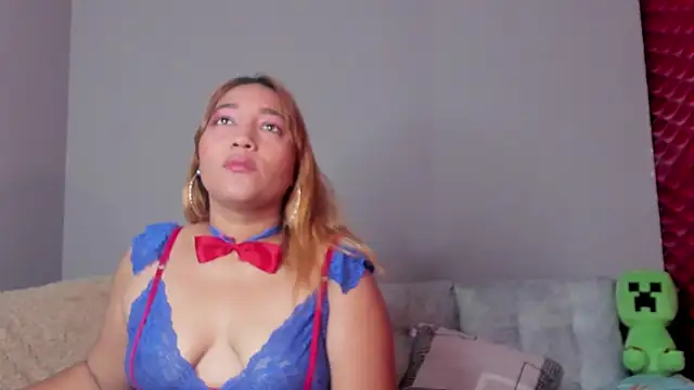 Miia Grey  online show from 04-10-26, 12:56