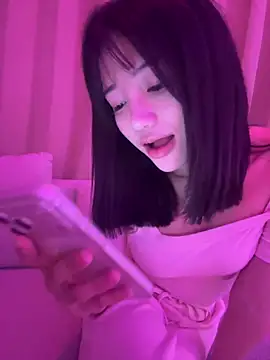 zhuendong000001 online show from 05-02-26, 12:32