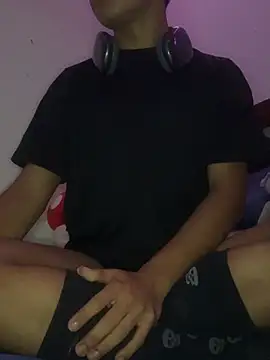 VixHot15 online show from 02-20-26, 04:42