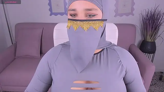 Snapshot of Samira_Zayd chatting on 02-23-26, 03:52 Samira Zayd online show from 02-23-26, 03:52