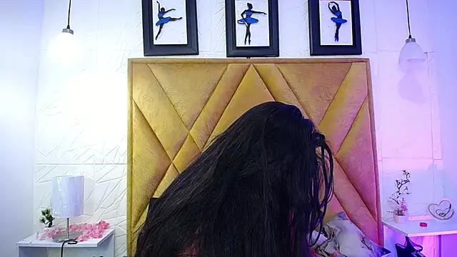 Snapshot of Sophie_Galli chatting on 02-28-26, 11:21 Sophie Galli online show from 02-28-26, 11:21