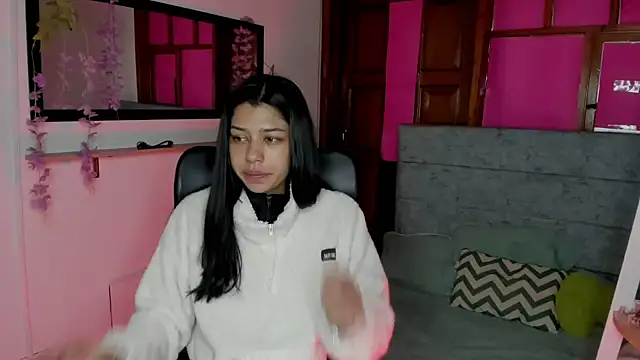 Snapshot of Aysha_winxs chatting on 05-17-26, 03:28 Aysha winxs online show from 05-17-26, 03:28