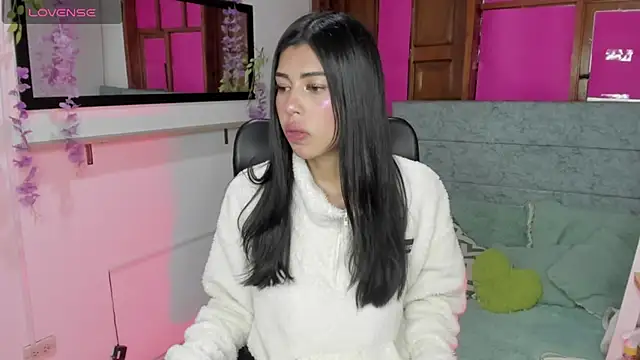 Snapshot of Aysha_winxs chatting on 06-03-26, 03:29 Aysha winxs online show from 06-03-26, 03:29