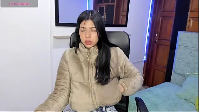 Aysha winxs online show from 02-28-26, 03:17