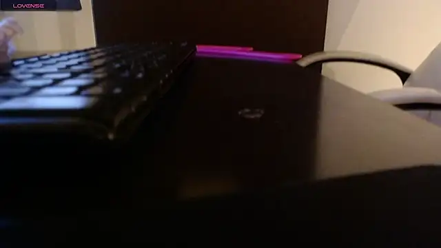 Snapshot of velvet_o chatting on 02-21-26, 03:08 velvet o online show from 02-21-26, 03:08