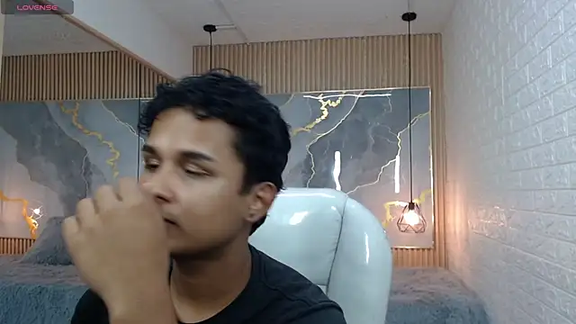 Snapshot of velvet_o chatting on 02-20-26, 02:41 velvet o online show from 02-20-26, 02:41