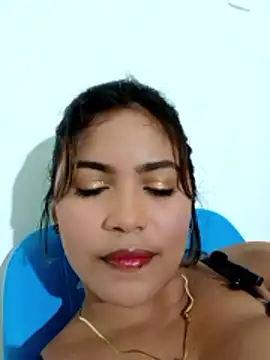 Snapshot of Andrea-hoot chatting on 02-25-26, 06:13 Andrea-hoot online show from 02-25-26, 06:13