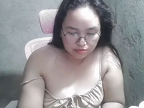 wildchinita00 online show from 06-10-26, 12:23