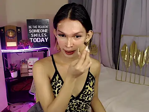 Snapshot of GoddessHugeCock chatting on 02-20-26, 05:26 GoddessHugeCock online show from 02-20-26, 05:26