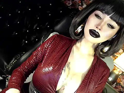 Snapshot of goddesspakshit chatting on 06-13-26, 06:00 goddesspakshit online show from 06-13-26, 06:00