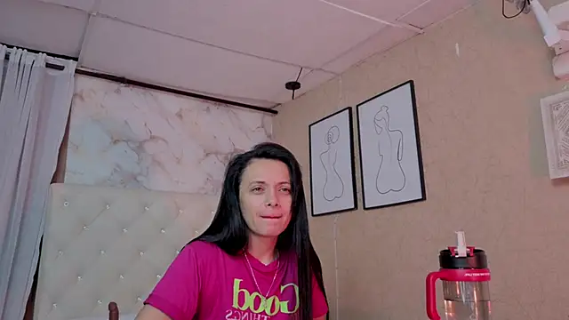 Snapshot of QueenSallyDesire chatting on 05-19-26, 03:13 QueenSallyDesire online show from 05-19-26, 03:13