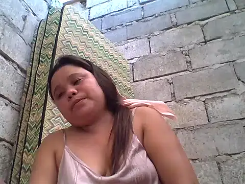 sweetlyn31 online show from 04-15-26, 05:35