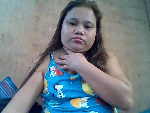 Snapshot of sweetlyn31 chatting on 05-26-26, 10:41 sweetlyn31 online show from 05-26-26, 10:41