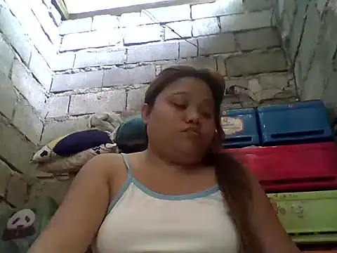 Snapshot of sweetlyn31 chatting on 07-31-26, 02:55 sweetlyn31 online show from 07-31-26, 02:55