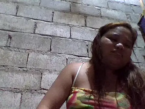 Snapshot of sweetlyn31 chatting on 07-01-26, 01:50 sweetlyn31 online show from 07-01-26, 01:50