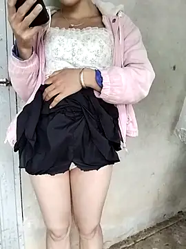 ngocbao11 online show from 03-09-26, 09:35