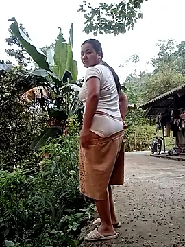 chubby0011 online show from 04-06-26, 11:17