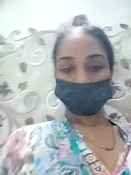 Snapshot of Vandana122 chatting on 05-14-26, 12:46 Vandana122 online show from 05-14-26, 12:46