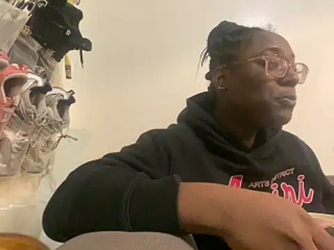 Sinfulwaterfalls online show from 03-13-26, 04:28