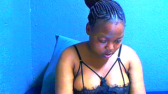 Snapshot of CrazeAss chatting on 07-10-26, 07:14 CrazeAss online show from 07-10-26, 07:14