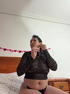 Snapshot of CrystalIvy chatting on 02-24-26, 05:41 CrystalIvy online show from 02-24-26, 05:41