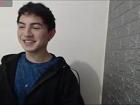 crissfer1 online show from 02-25-26, 08:19