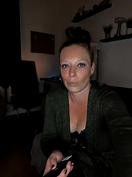 Snapshot of ZaramourXMrX chatting on 05-12-26, 07:20 ZaramourXMrX online show from 05-12-26, 07:20