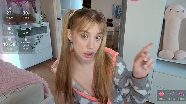 linaloon online show from 02-23-26, 03:08