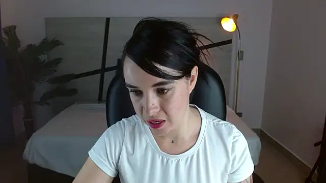 Anne blake online show from 04-28-26, 12:09