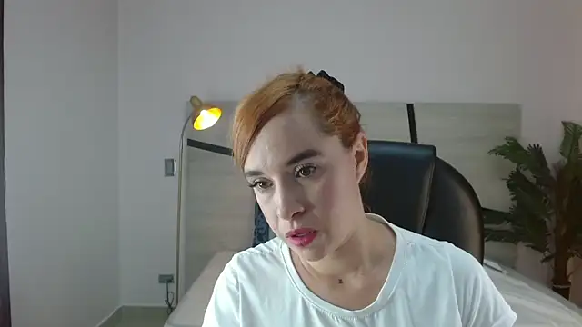 Snapshot of Anne_blake chatting on 07-02-26, 02:56 Anne blake online show from 07-02-26, 02:56