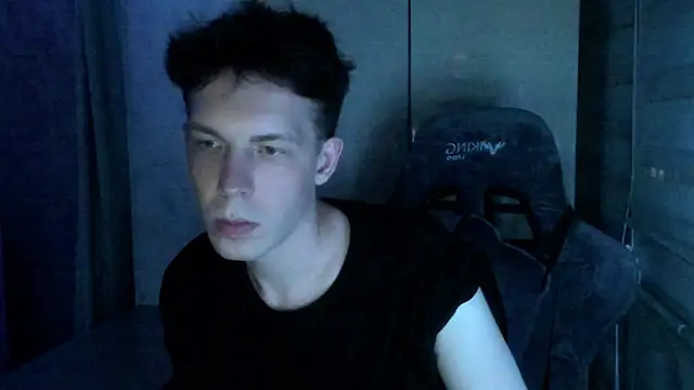 Elvin expasito online show from 08-07-26, 04:57
