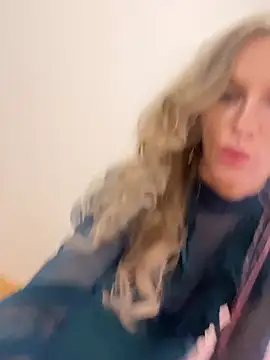 Faiiry  online show from 03-29-26, 04:25