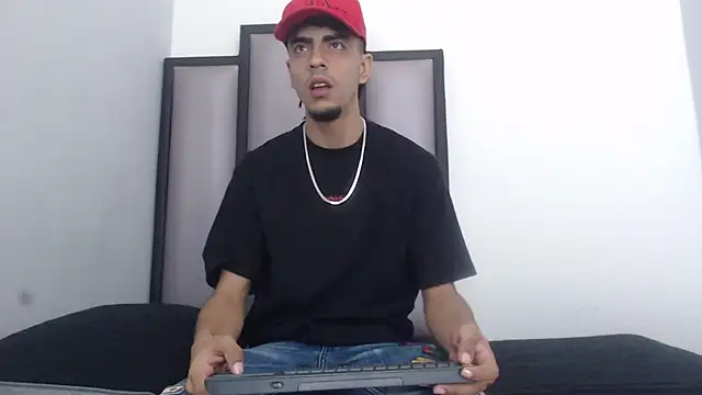 Endrick-23 online show from 04-01-26, 03:41