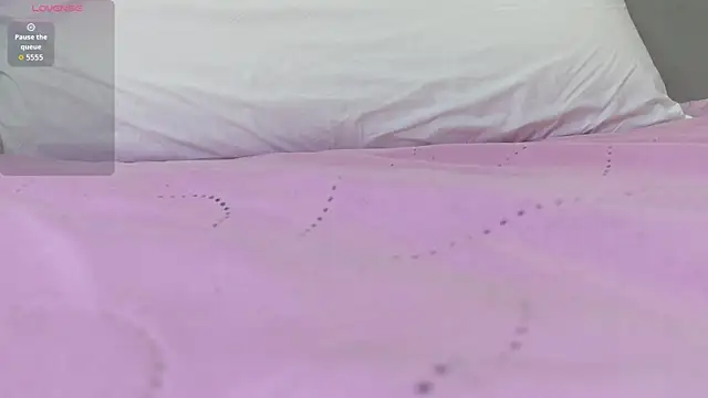 Snapshot of curvybuffgirllll chatting on 06-11-26, 12:32 curvybuffgirllll online show from 06-11-26, 12:32