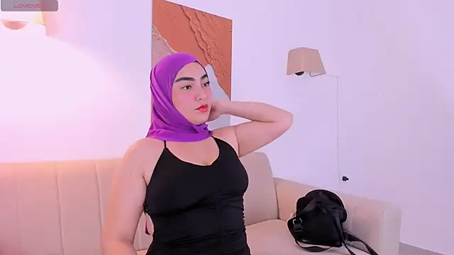 Malika Noor online show from 07-19-26, 02:36