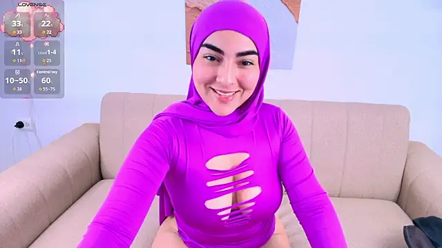 Malika Noor online show from 03-18-26, 02:41